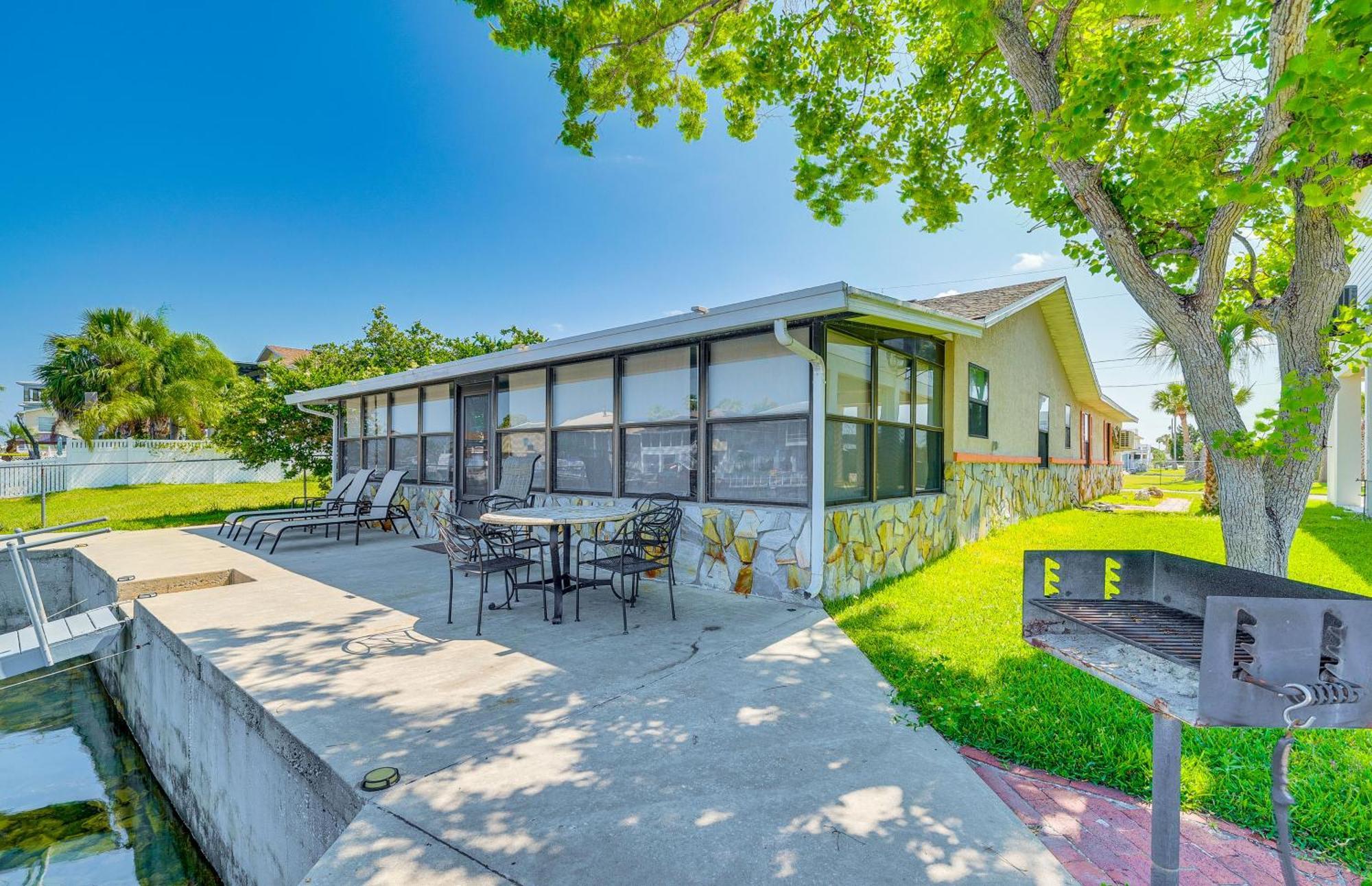 Waterfront Hernando Beach Home With Dock And Hot Tub! Екстер'єр фото