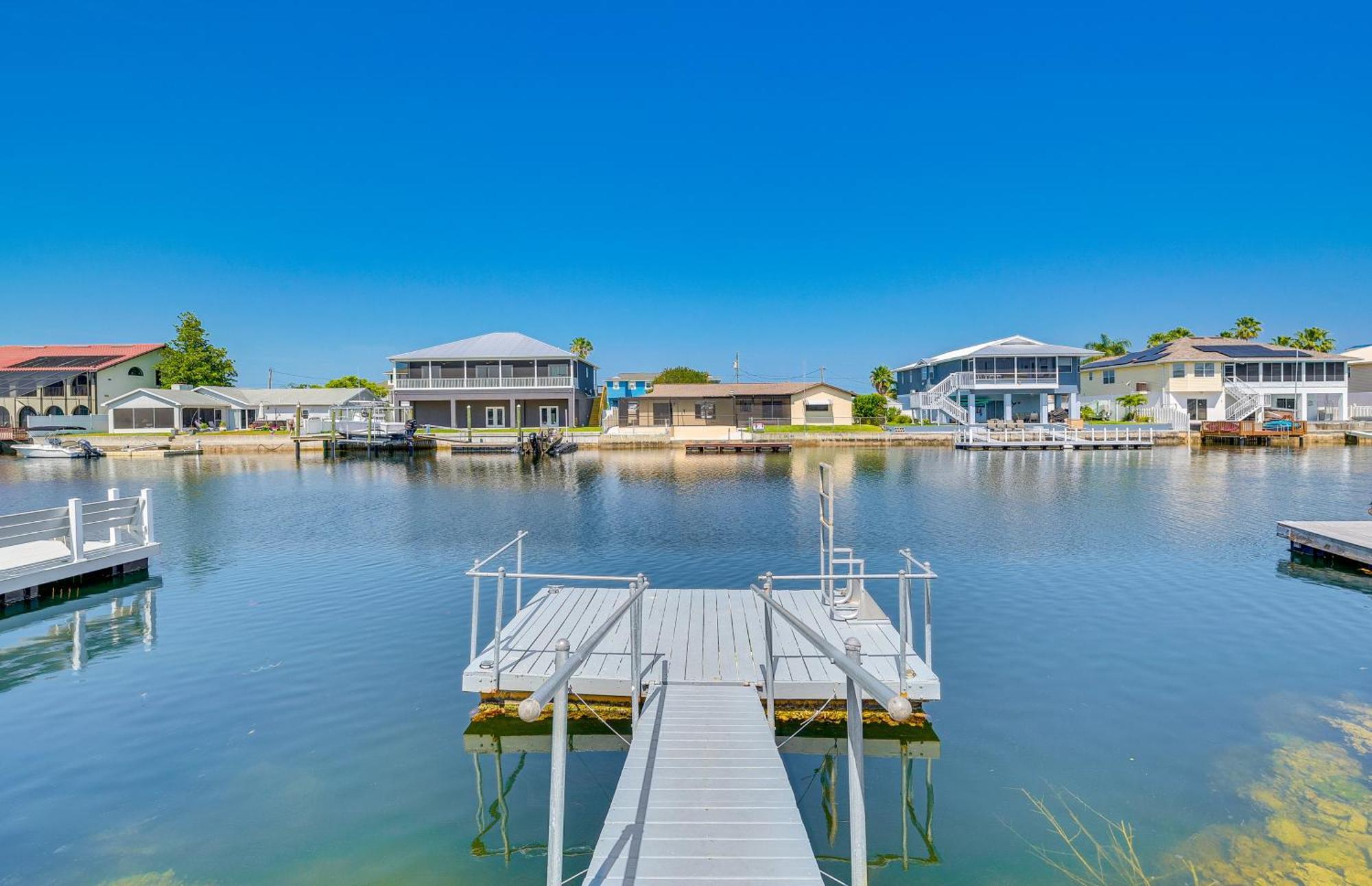 Waterfront Hernando Beach Home With Dock And Hot Tub! Екстер'єр фото
