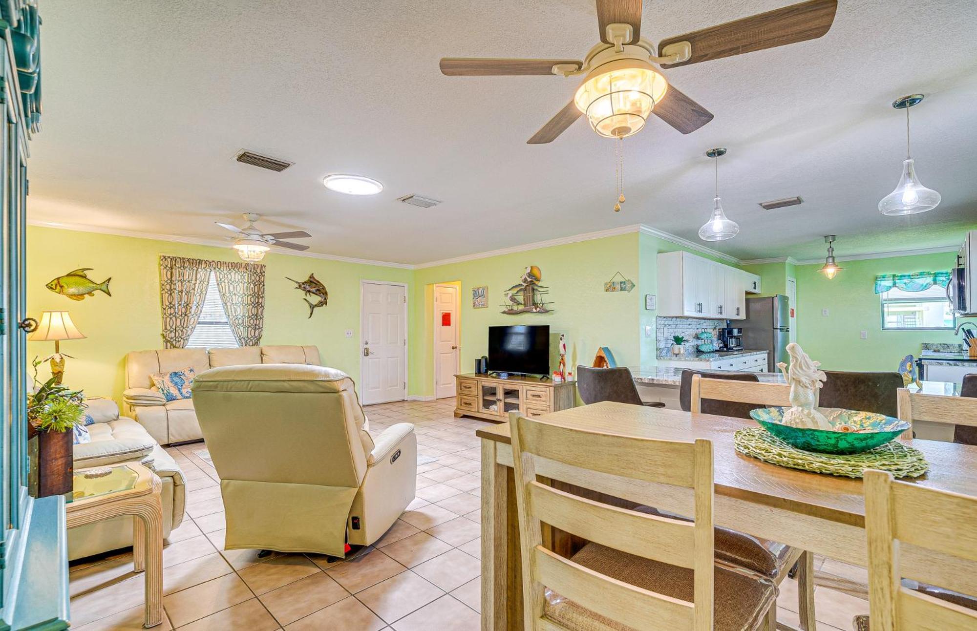Waterfront Hernando Beach Home With Dock And Hot Tub! Екстер'єр фото